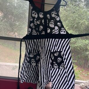 Black and White sourpuss Skull Apron